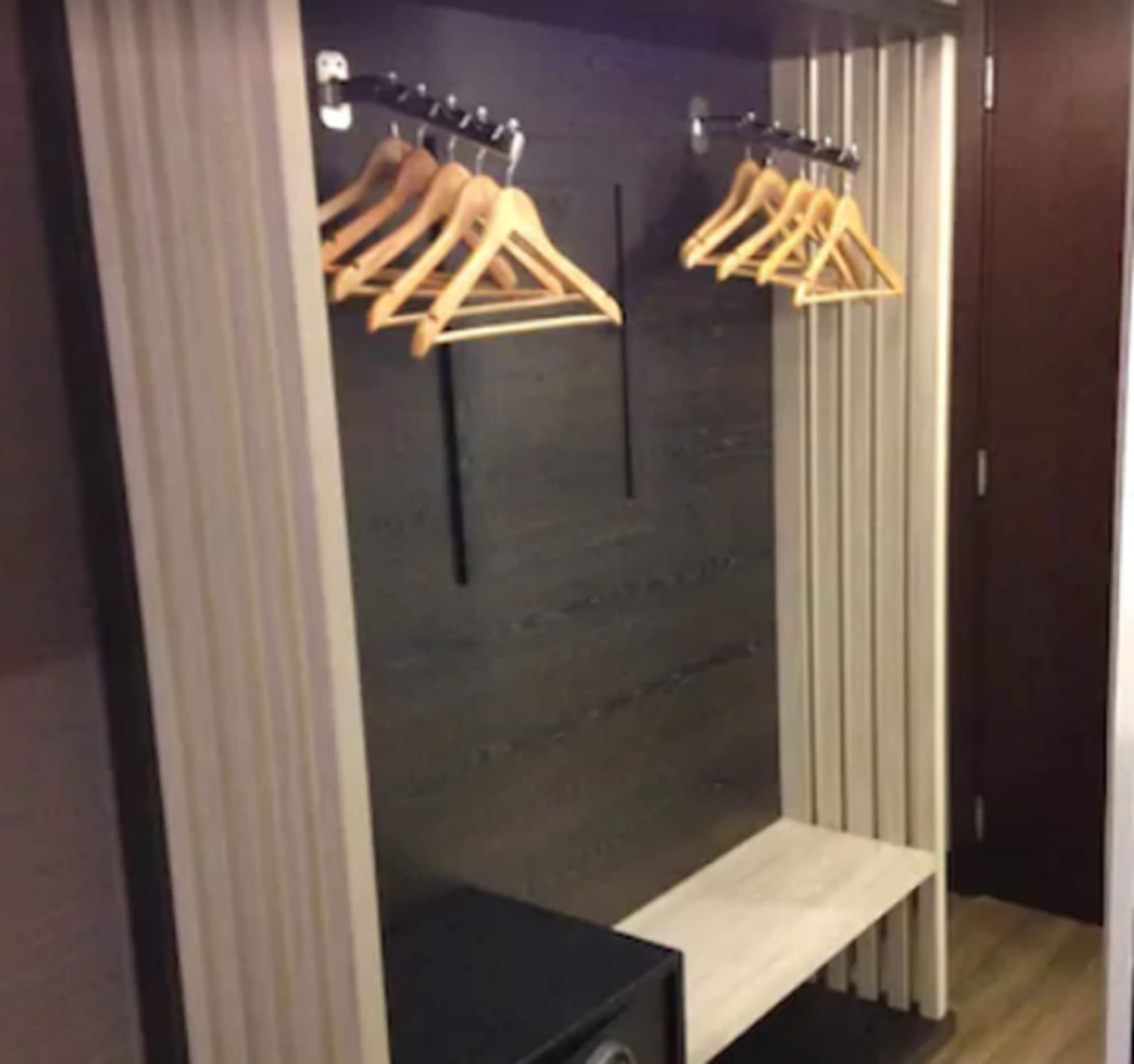 Hotel Atlantico Prime Rio de Janeiro Buitenkant foto A wardrobe in a hotel room
