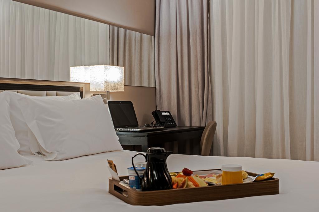 Hotel Atlantico Prime Rio de Janeiro Kamer foto Breakfast in a room